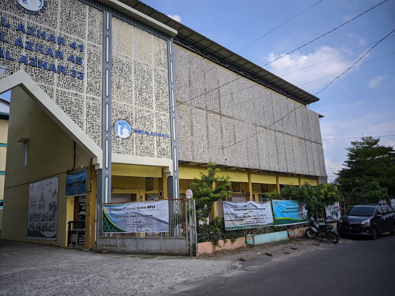 Gedung SMP Islam Al Azhar 33 Palembang Sekolah Swasta dan International Terbaik di Kota Palembang