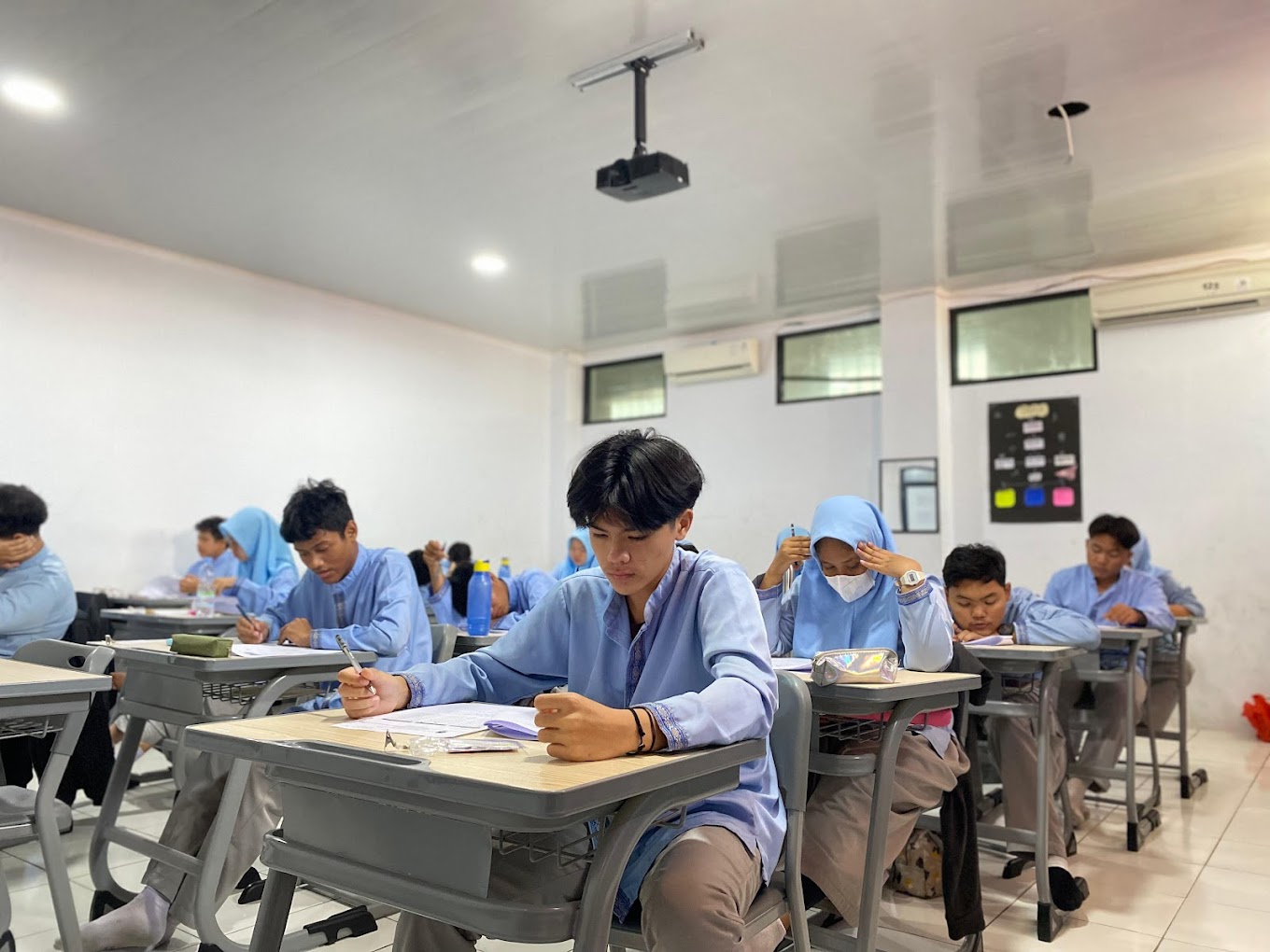 Gedung Sekolahan SMA Perjuangan Terpadu Depok | Daftar dan Biaya Sekolah Swasta dan Internasional Terdekat dan Terbaik di Depok